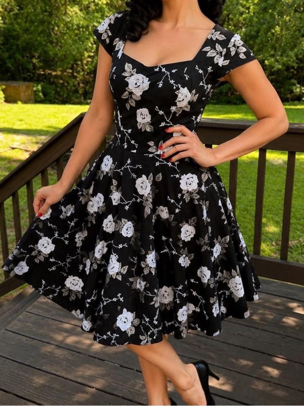 Hell Bunny Vixen black and white floral dress 2x